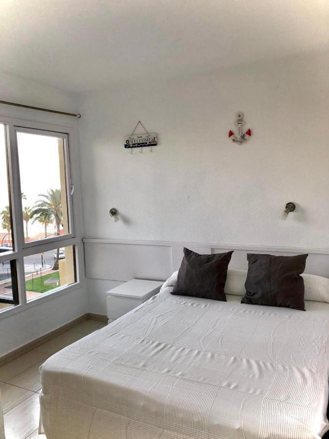 شقة Apartamento Aloha Playa , Vistas Al Mar بينالماذينا المظهر الخارجي الصورة