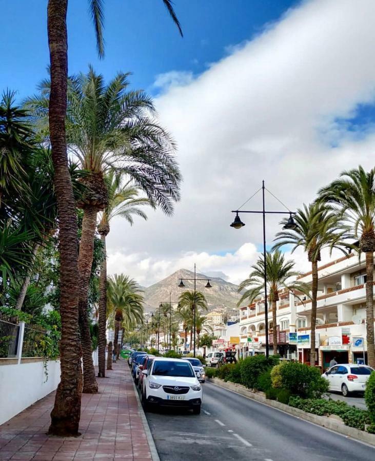 شقة Apartamento Aloha Playa , Vistas Al Mar بينالماذينا المظهر الخارجي الصورة