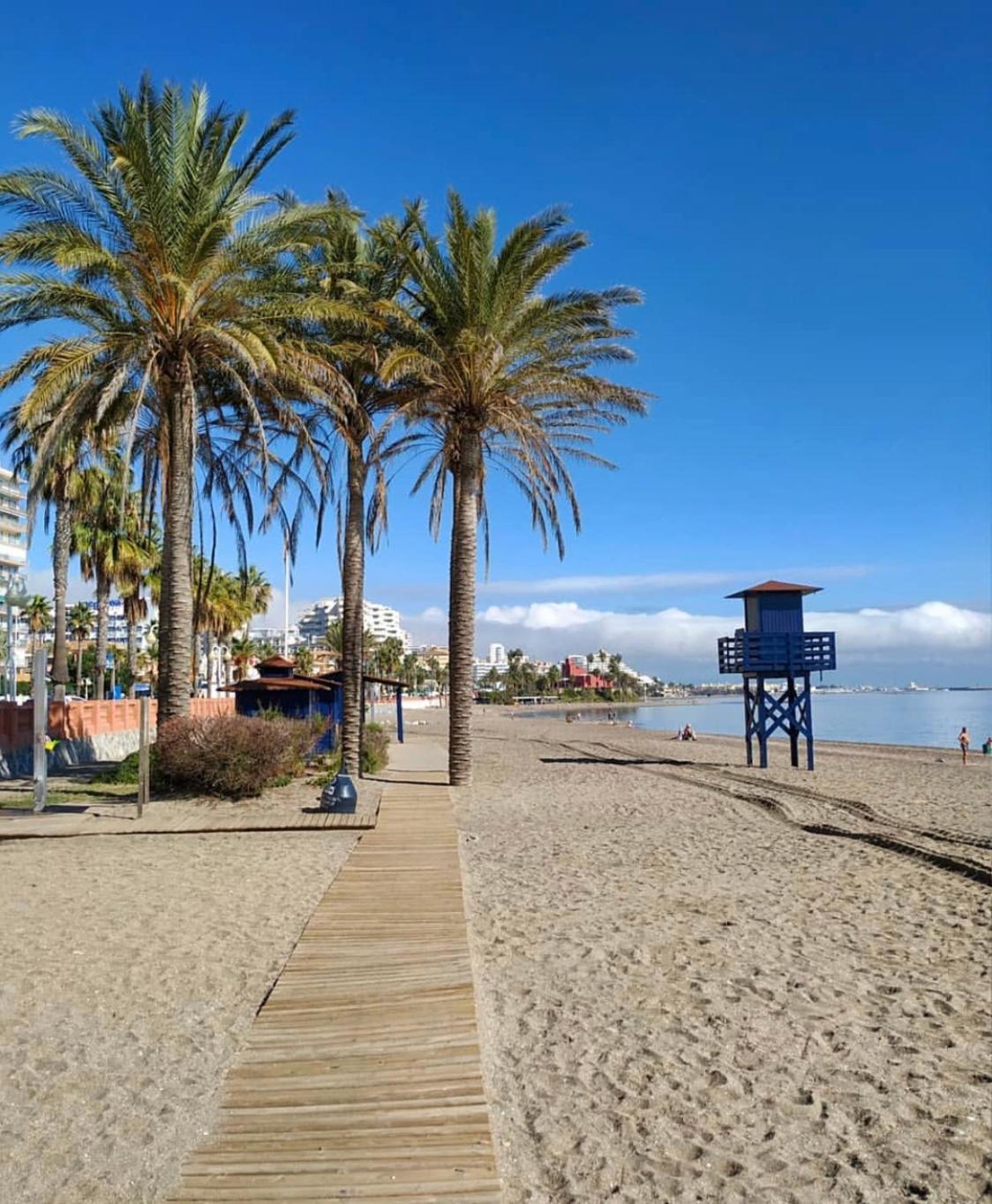 شقة Apartamento Aloha Playa , Vistas Al Mar بينالماذينا المظهر الخارجي الصورة